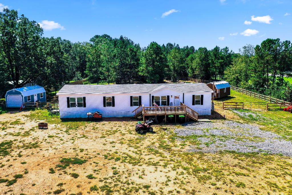  3D Virtual Tour 1040 Faye S Perry Dr, Childersburg, AL 35044: Homes for Sale - Hommati  3a4bf55bc9cc99af380a2adee4e610d0