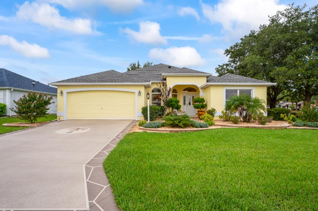  Guided Tour 1244 Camero Drive, The Villages, FL 32162: Homes for Sale - Hommati  19d8ac8a98152d99302fbc760042ff13