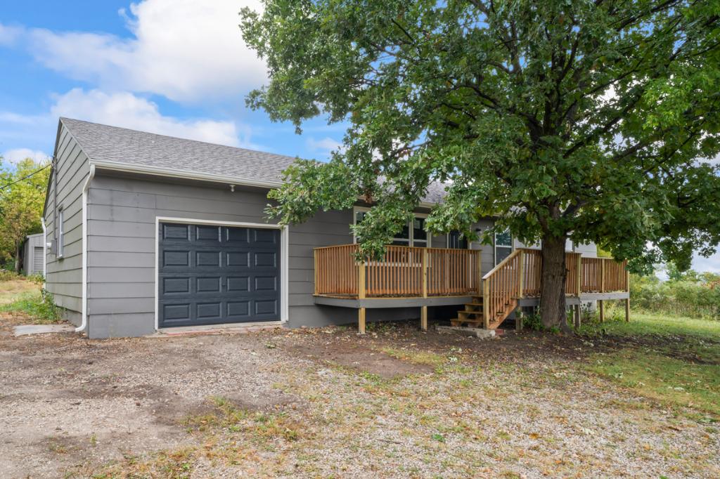                                             2040 W 239th St, Louisburg, KS 66053: Homes for Sale - Hommati 