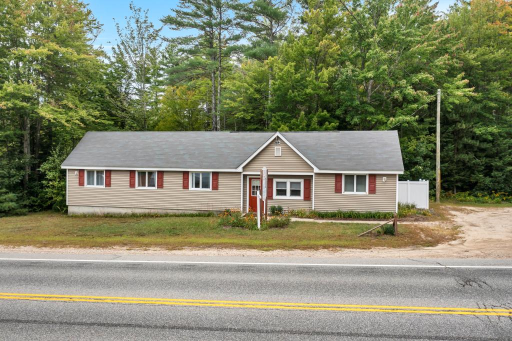                                            1290 NH-16, Ossipee, NH 03864: Homes for Sale - Hommati 
