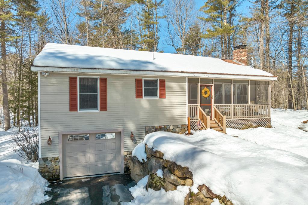  Guided Tour 15 Friar Tuck Way, Wolfeboro, NH 03894: Homes for Sale - Hommati  e30e83f0fb63cac7d6639919f1471fbc