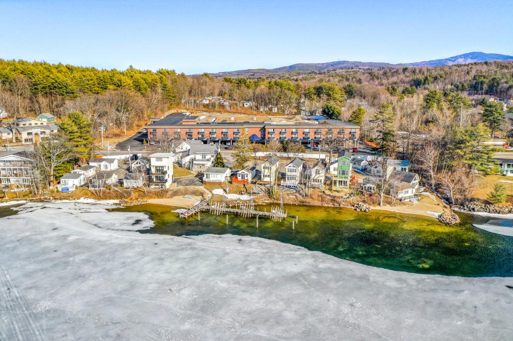  Guided Tour 131 Lake St, Unit #231, Laconia, NH 03246: Homes for Sale - Hommati  ab21533d9f39c5ad4be8c09f4155e2af