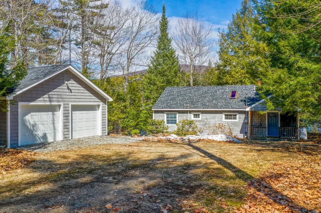  Maps and Schools 121 Kanasatka Rd, Moultonborough, NH 03254: Homes for Sale - Hommati  864838a3bf014d0fb272309e61093d77