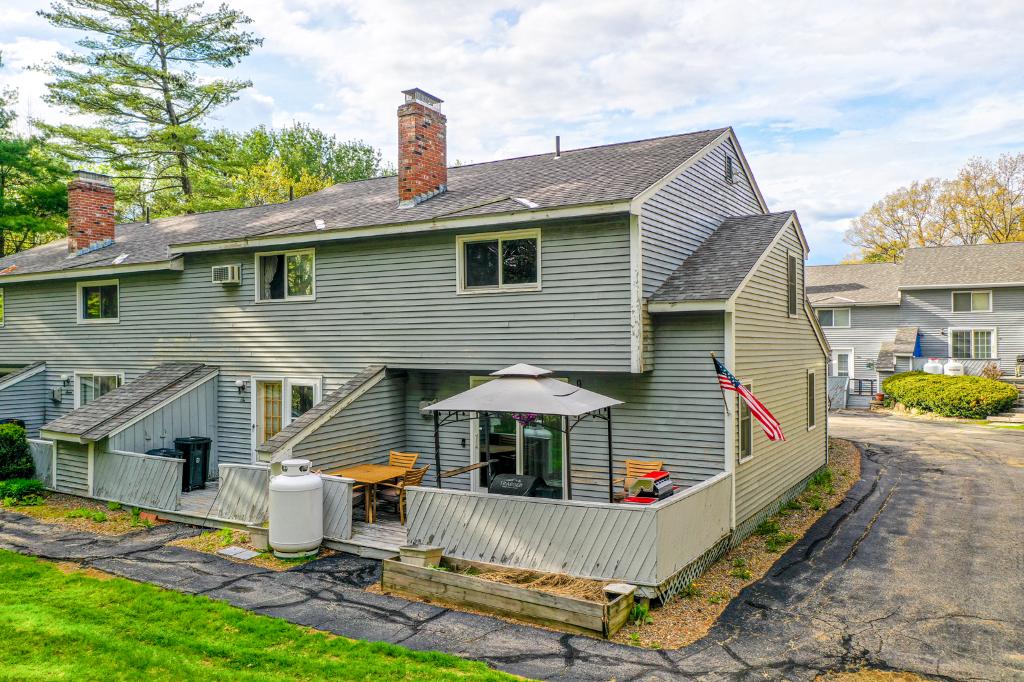  Maps and Schools 75 Stark St, Unit 5, Laconia, NH 03246: Homes for Sale - Hommati  94cae098e106d5cba4cdce807f7b3aee